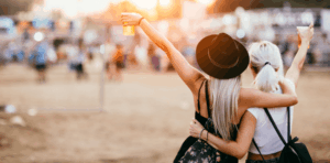 Festival på budget: Sådan får du mest ud af pengene